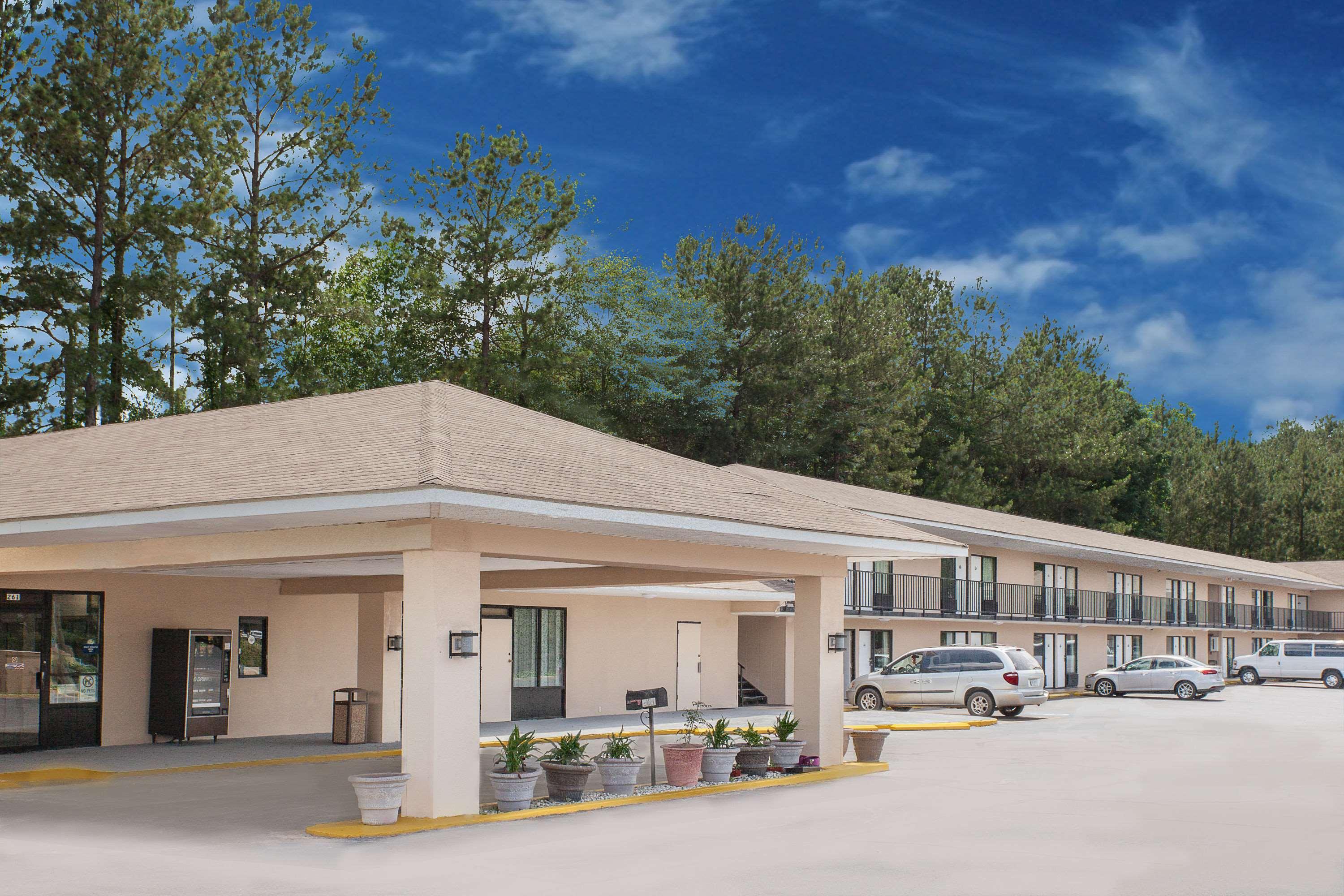 Days Inn By Wyndham Newton Ms I-20 Экстерьер фото